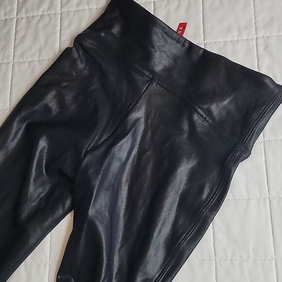 SPANX Faux Leather Metallic Black Leggings XS/TP (D0008) - Picture 4 of 4